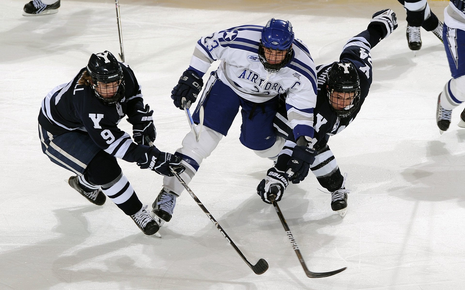 “攀岩+洞穴探险”极限组合产品测试热度高